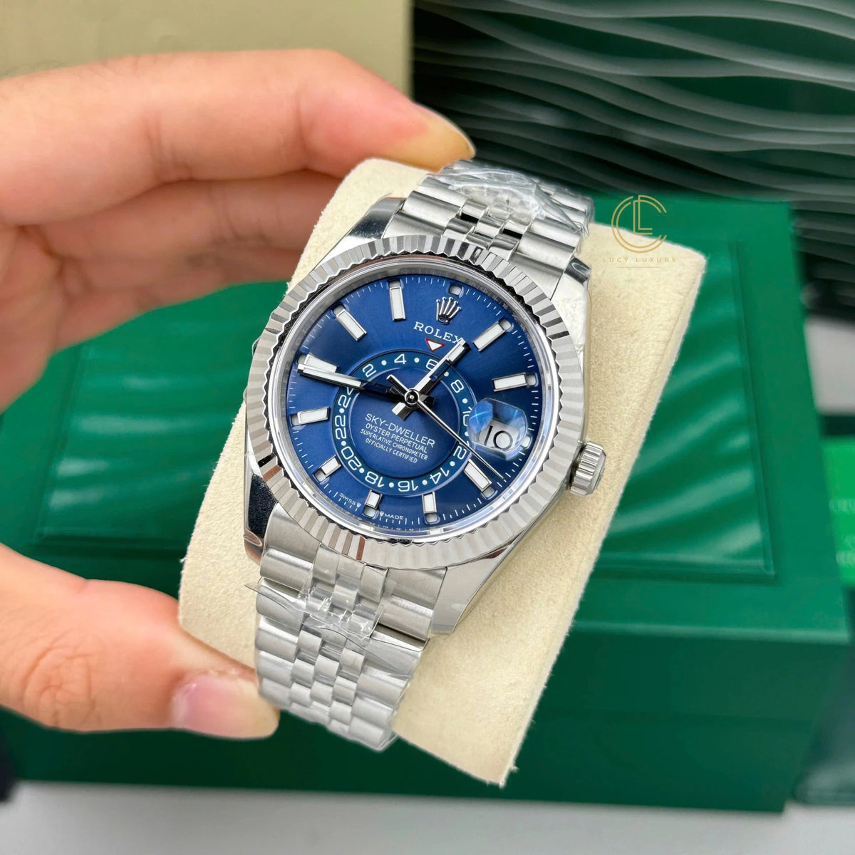 Sky-Dweller Silver Tone Blue Dial 42mm - Watch Vault Au