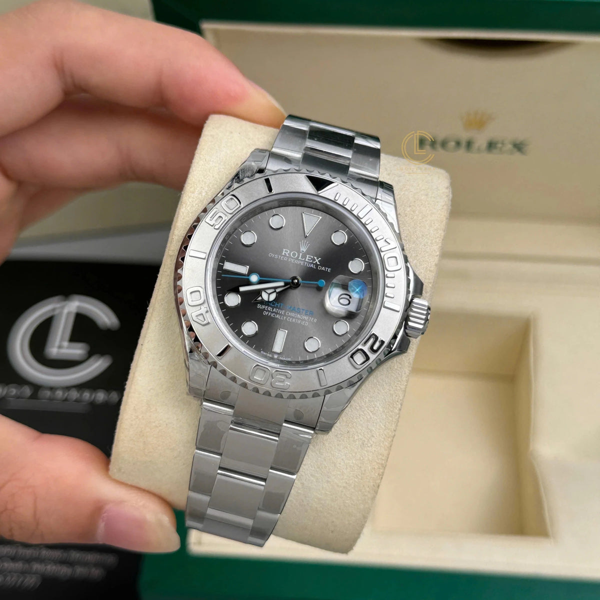 Yacht-Master Silver Tone Rhodium Dial 40mm - Watch Vault Au