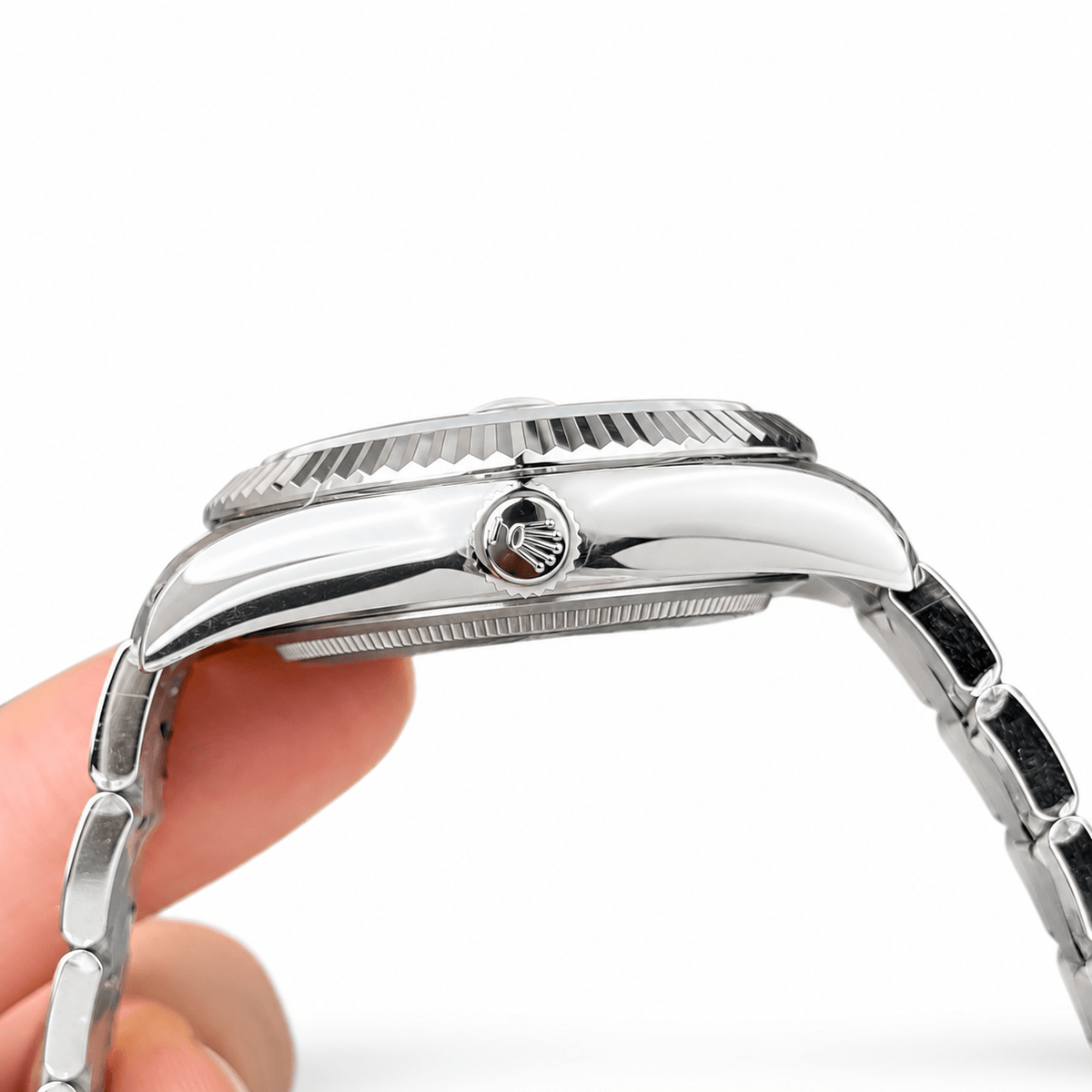 Sky-Dweller Silver Tone White Dial Metal Bracelet 42mm - Watch Vault Au