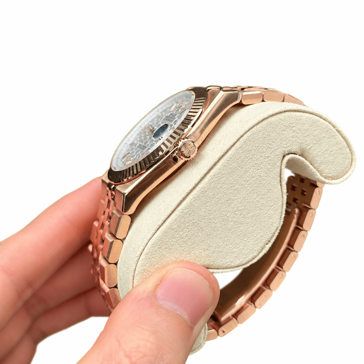 Land-Dweller Rose Gold Tone White Dial 40mm - Watch Vault Au