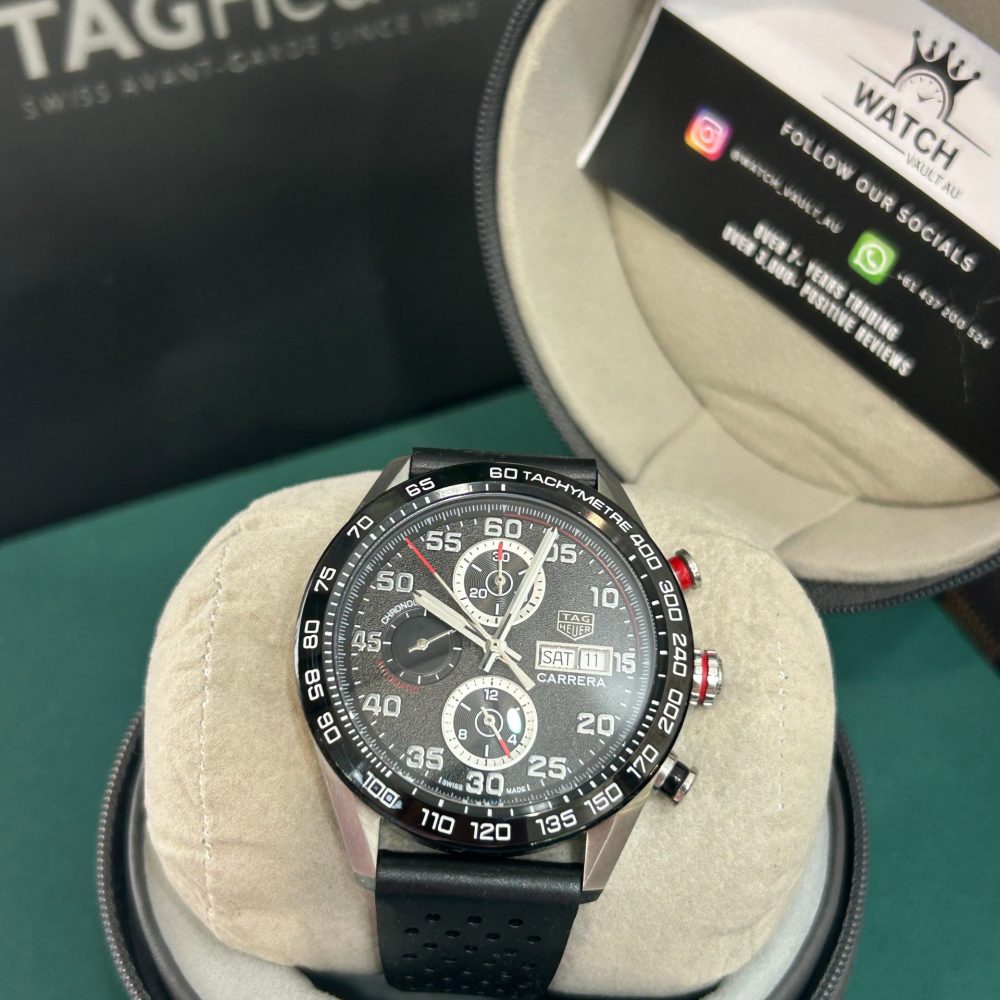 TAG Heuer Carrera