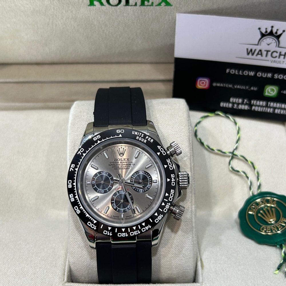 Rolex Daytona Silver Dial Oyster Strap 40mm